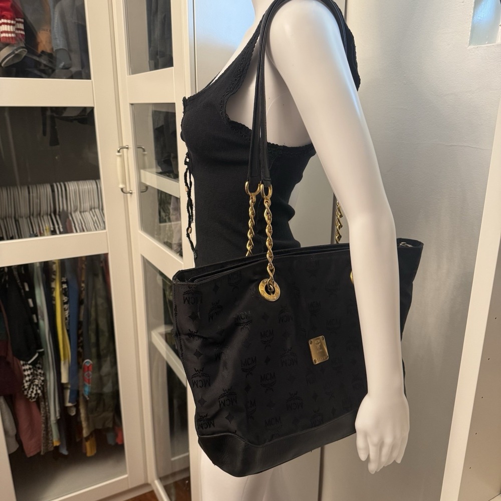 MCM Visetos Monogram Tote Bag Womens Large Black Excellent Gold Chain Strap